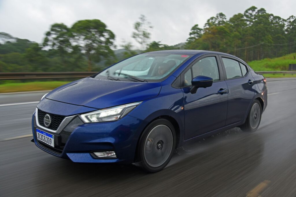 6 carros usados com câmbio CVT e baixa manutenção