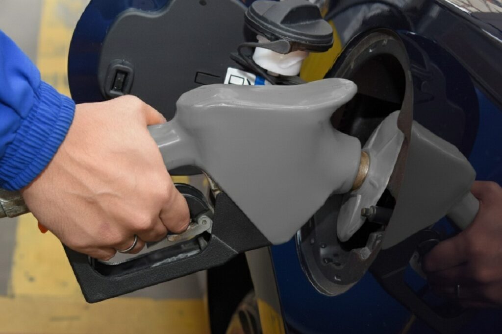 Combustível adulterado: prejuízos para seu carro