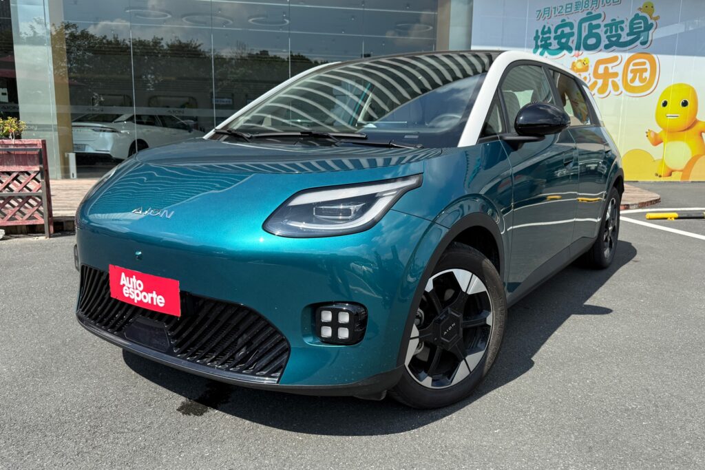 GAC Aion UT chega em maio para rivalizar com BYD Dolphin e Geely EX2
