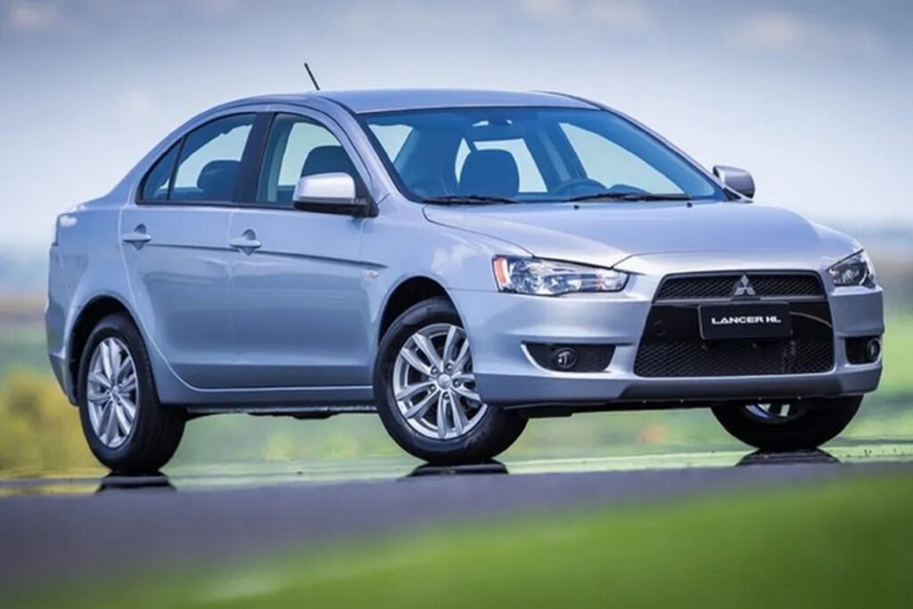 Mitsubishi Lancer usado: 3 versões icônicas custam a partir de R$ 53 mil