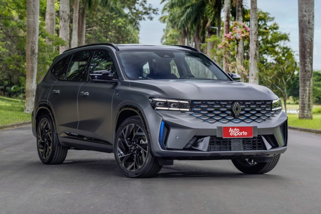 Renault Koleos híbrido impressiona mais pelo luxo que pelo consumo
