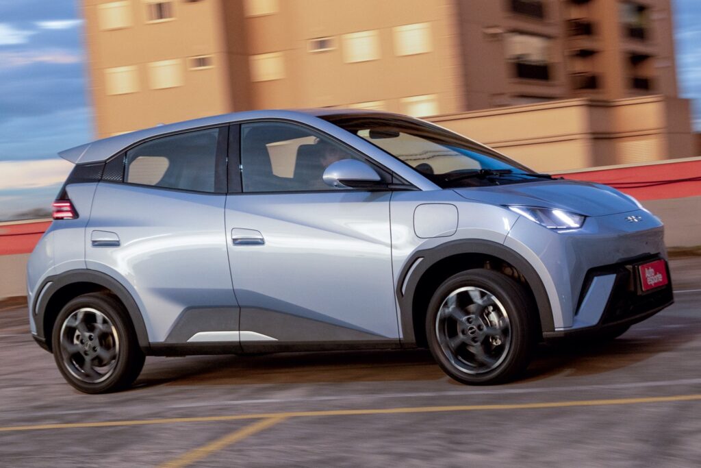 BYD supera Volkswagen e lidera vendas no varejo no Brasil