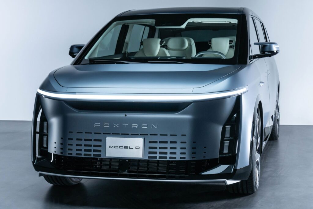 Foxconn estuda produzir carros elétricos no Brasil