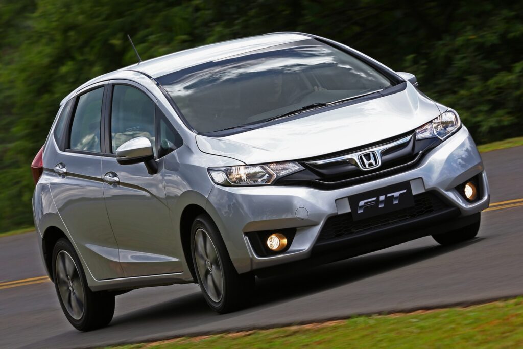 4 carros automáticos usados a partir de R$ 65 mil para não cansar na cidade