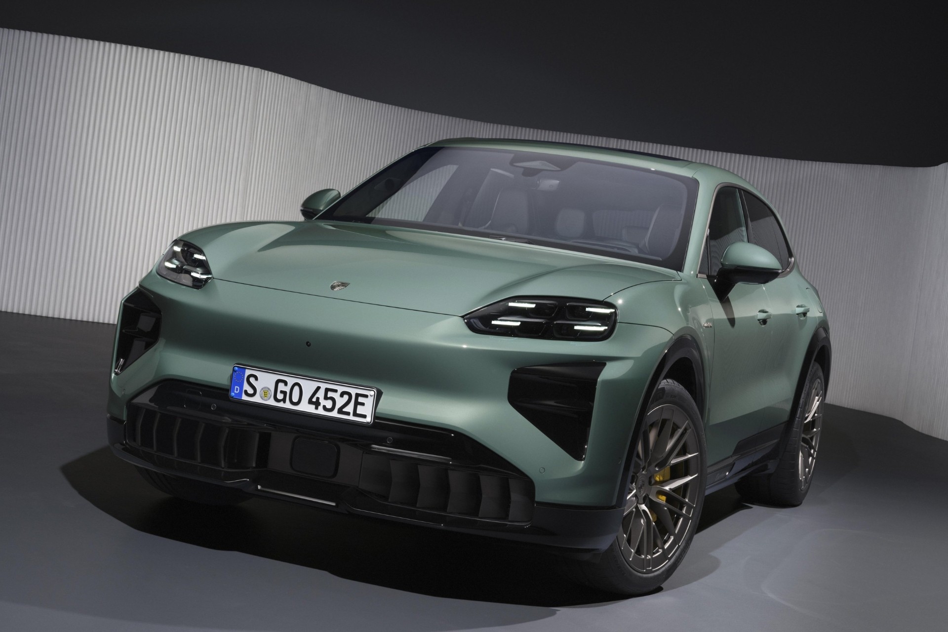 Porsche Cayenne Electric: preço, versões, equipamentos e autonomia