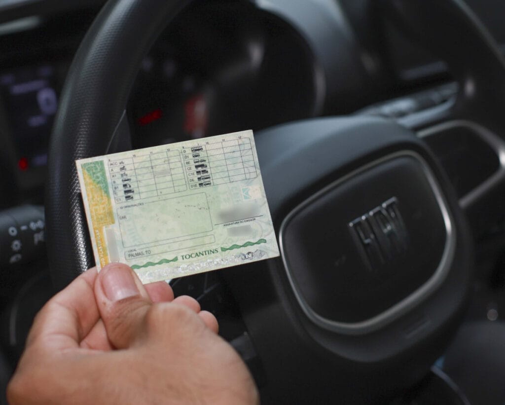 Renovação automática da CNH não deve mais acontecer; entenda