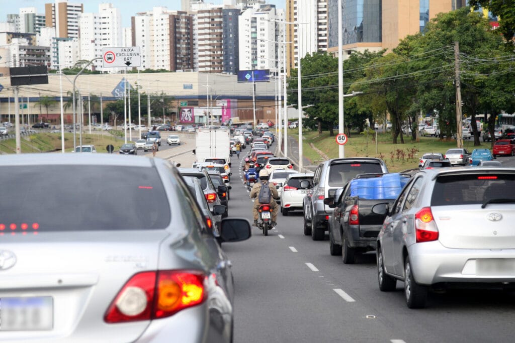 Fenive pede investigação da Senatran ao TCU e alerta para riscos à segurança viária