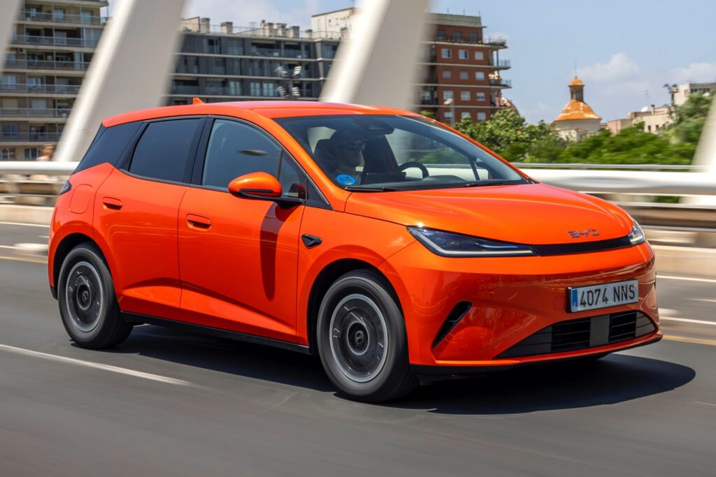 BYD Dolphin G híbrido: até 212 cv e vendas iniciadas