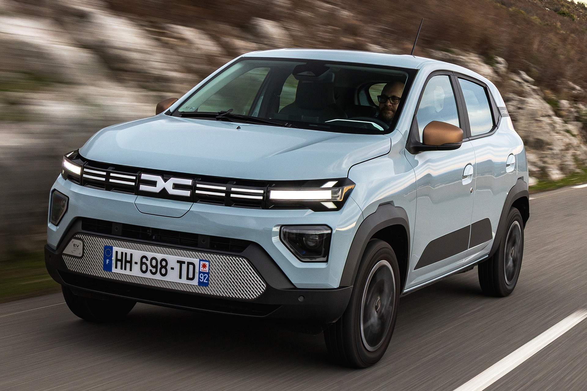 Sucessor do Renault Kwid elétrico chega em 2027 com base de Twingo