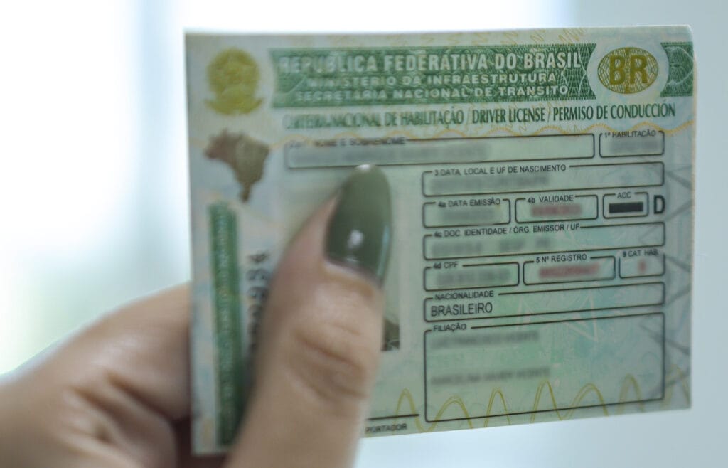 Exame toxicológico para primeira habilitação: entenda a nova regra