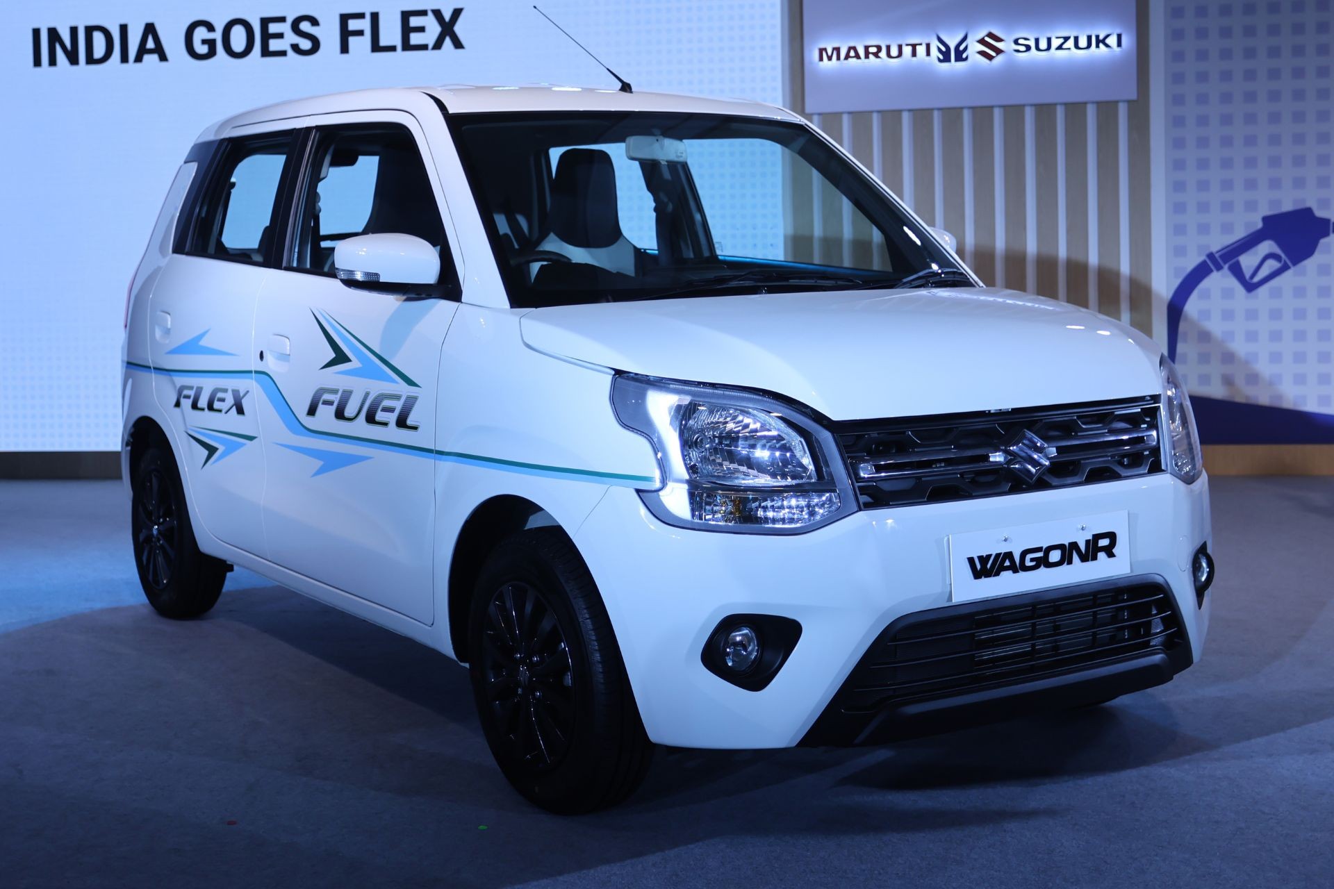 Índia lança primeiro carro flex e segue exemplo do Brasil