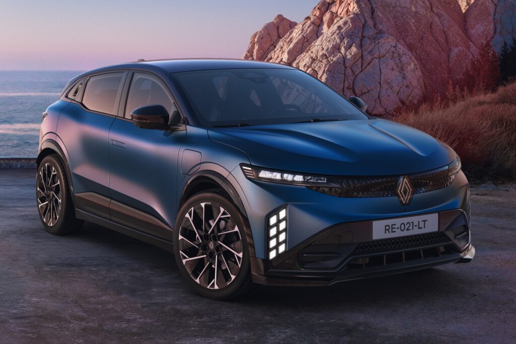 Renault Mégane E-Tech 2027: novo visual e mais autonomia; virá ao Brasil?