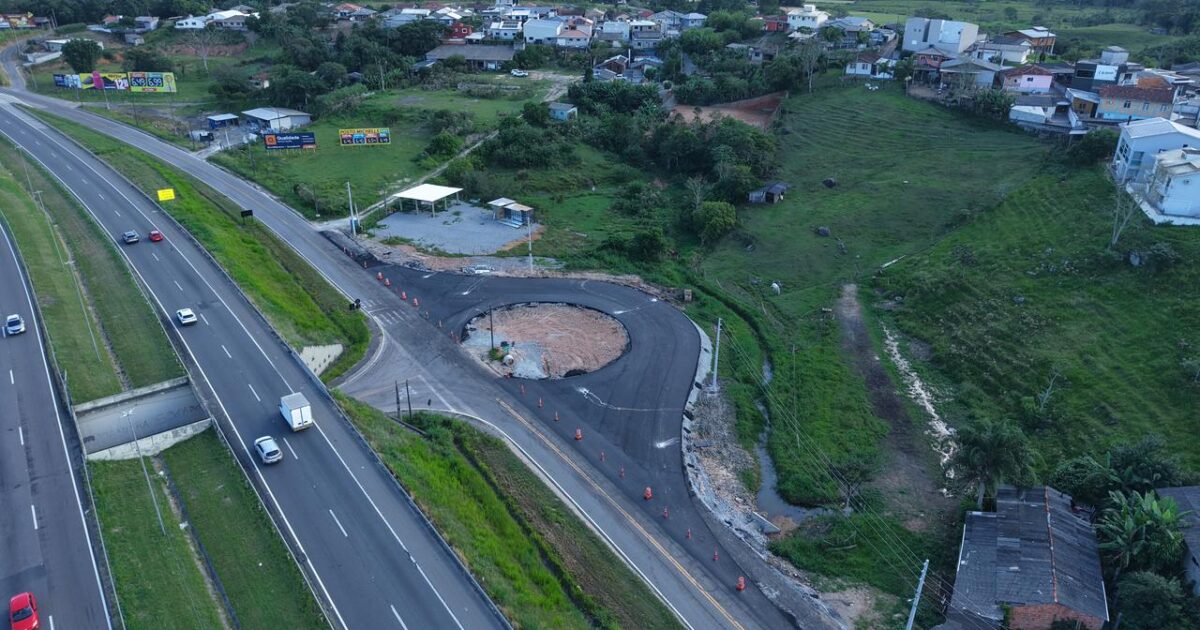 Obra na BR-101/SC altera tráfego em Paulo Lopes nesta terça