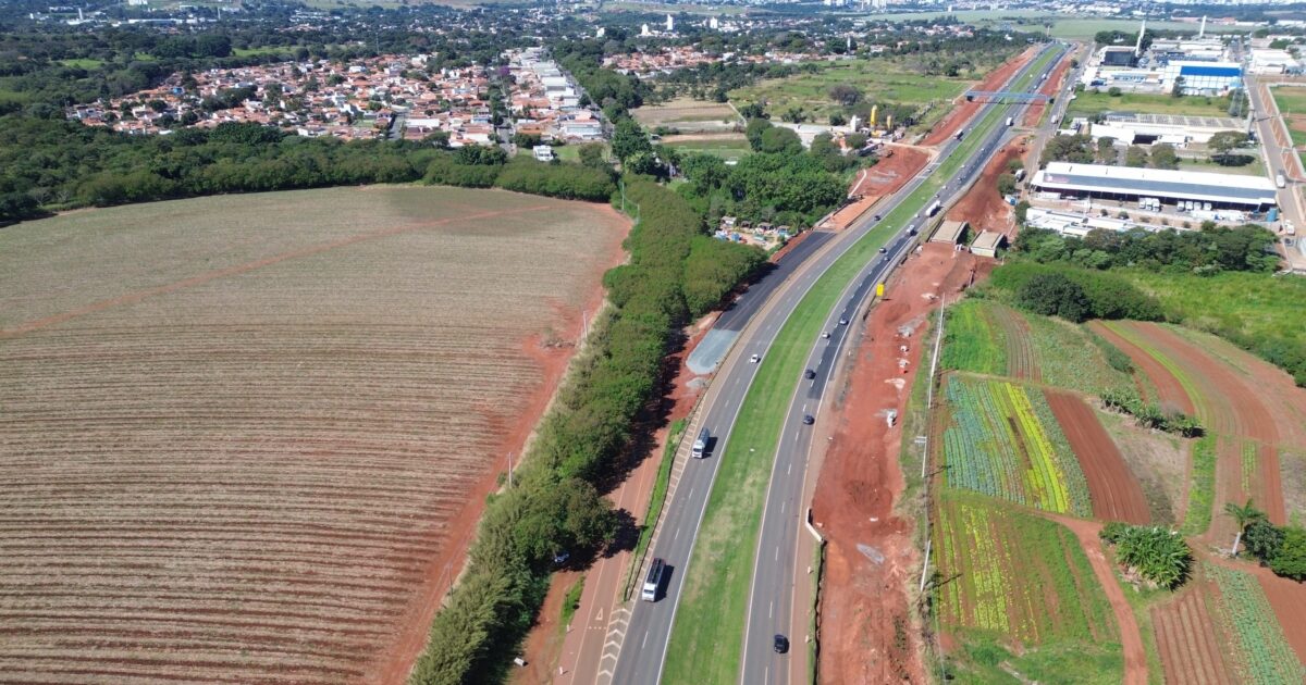 Interdição na avenida Santa Isabel em Campinas nesta sexta
