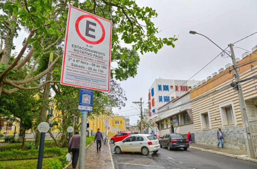 Comissão aprova fim dos pontos na CNH por infração na Zona Azul