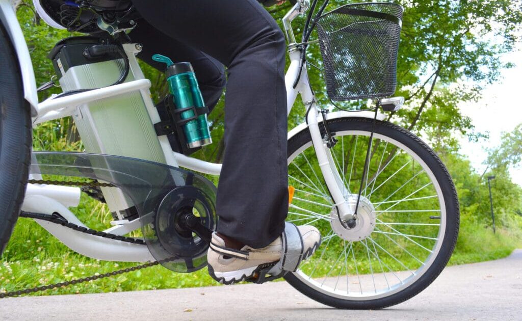 Cadastro nacional de bicicletas elétricas avança no Congresso