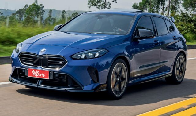 BMW M135 xDrive: o hot hatch que desafia os SUVs