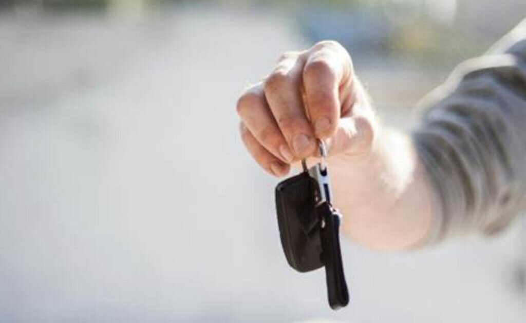 Golpes na compra e venda de carros disparam: como se proteger