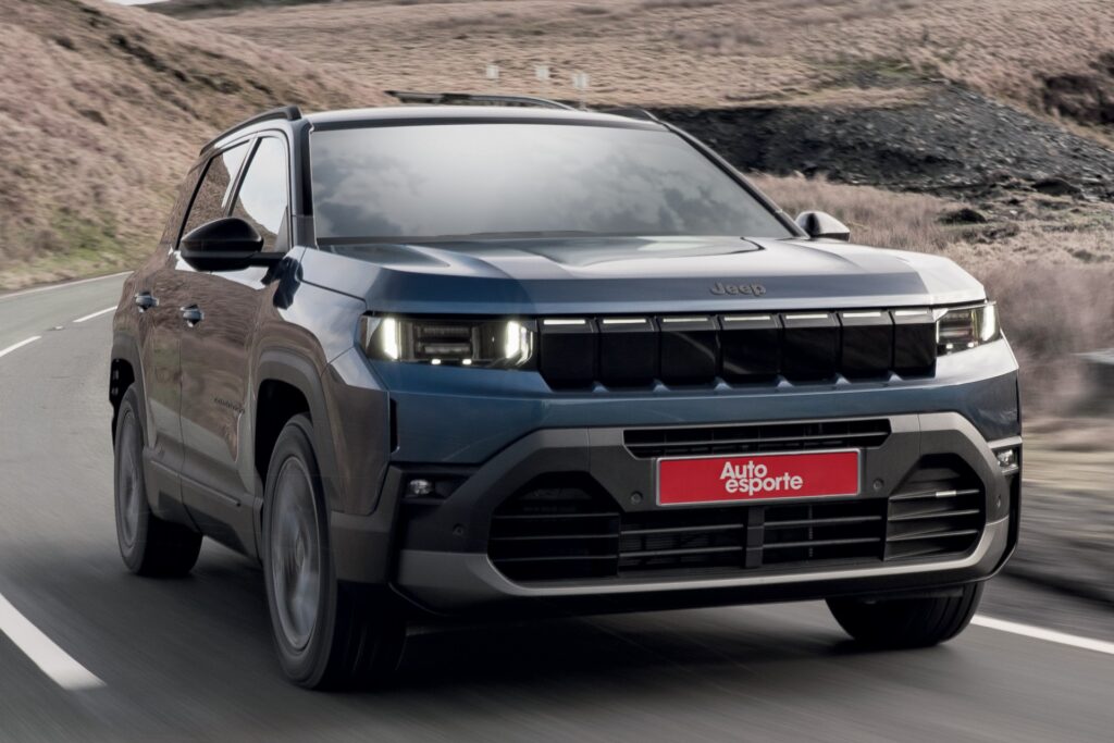 Jeep Compass 2025 híbrido cresce e mira SUVs chineses