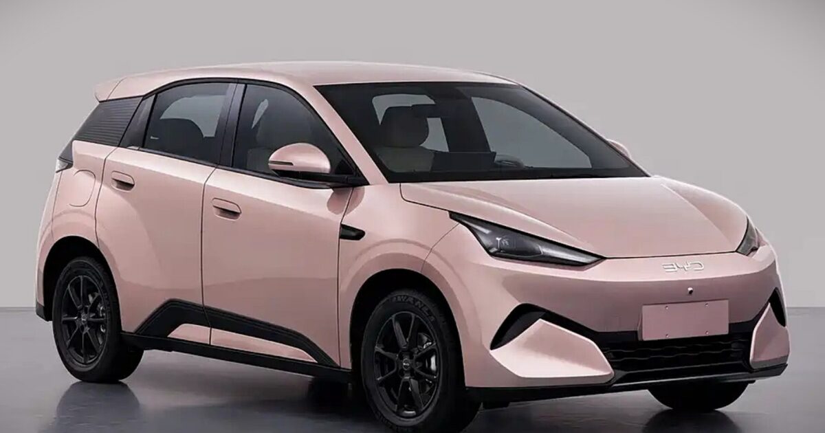 BYD Dolphin Mini 2025 chega ao Brasil para rivalizar com Geely EX2