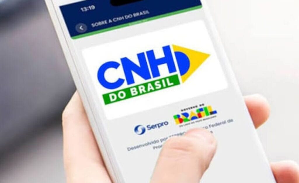 Renovação da CNH no Paraná é suspensa; entenda o motivo
