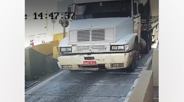 Apreendida carreta com 479 evasões de pedágio em SP