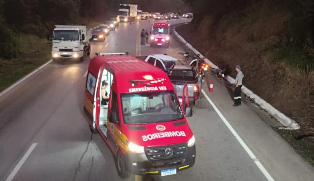 Acidente na BR-282 em Santo Amaro da Imperatriz mata motociclista