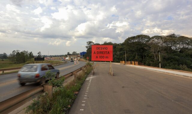 Duplicação da SP-250 muda trânsito entre Cotia, Vargem Grande e Ibiúna