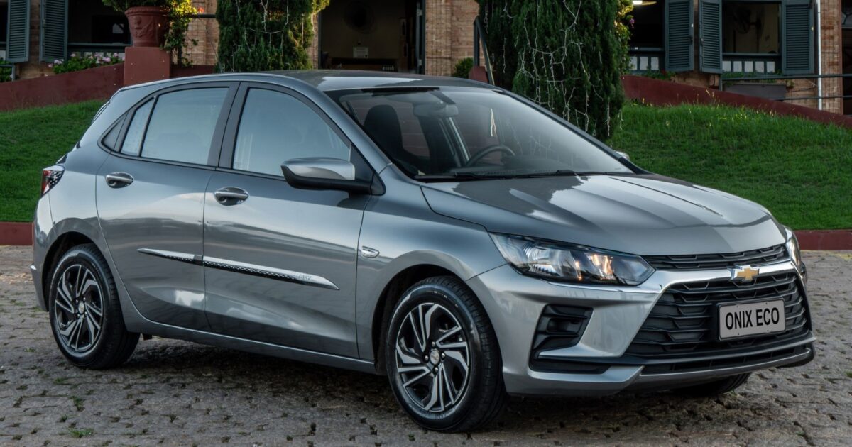 Onix Eco preço: Chevrolet lança versões 1.0 turbo só etanol