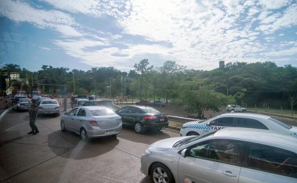 Golpe da falsa multa no Paraguai: saiba como evitar