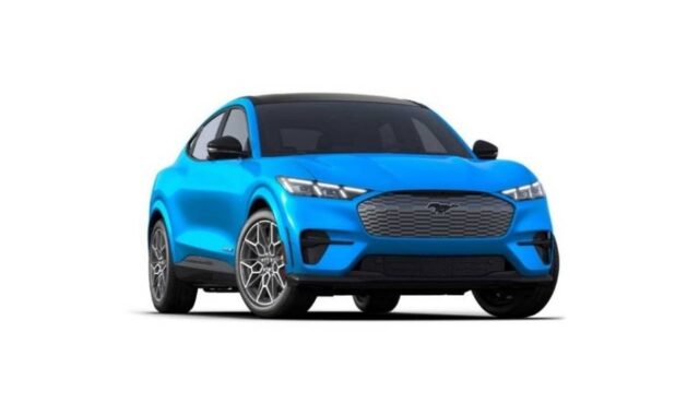 Recall Ford Mustang Mach-E 2023/2024: risco nas molduras