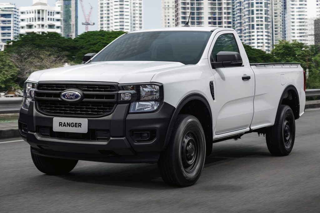 Ford Ranger cabine simples: como é a picape para o trabalho