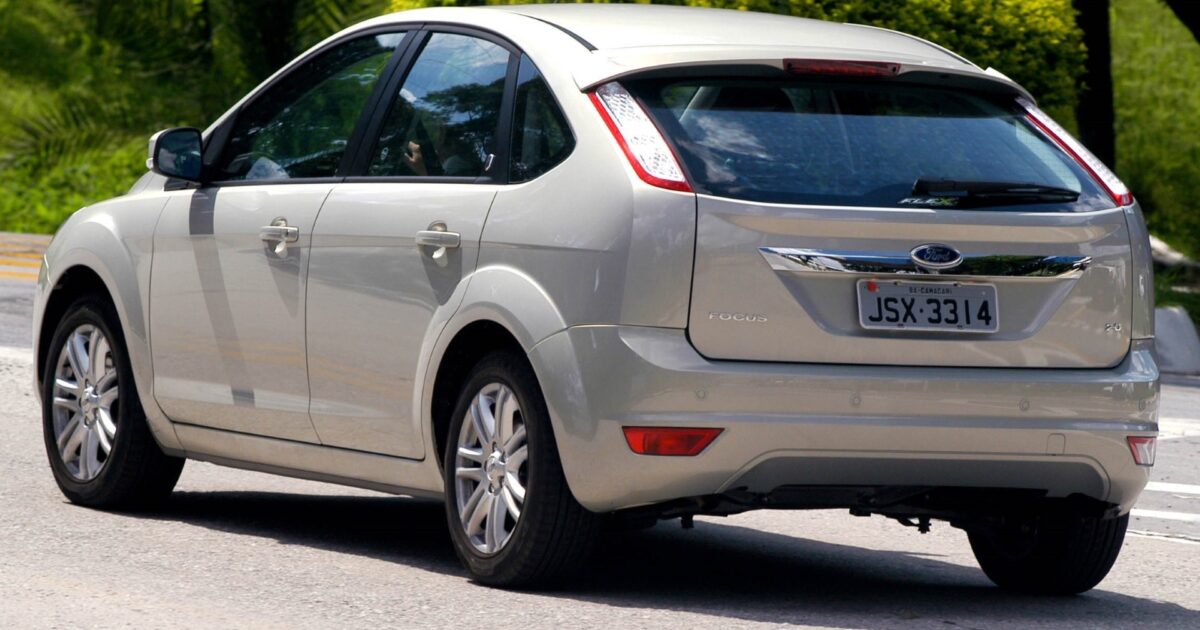 Ford Focus usado: 4 versões de hatch e sedã a partir de R$ 21 mil
