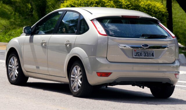 Ford Focus usado: 4 versões de hatch e sedã a partir de R$ 21 mil