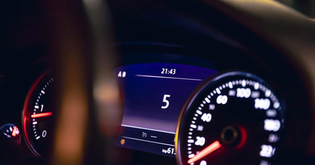 4 sensores de velocidade para seu carro a partir de R$ 56
