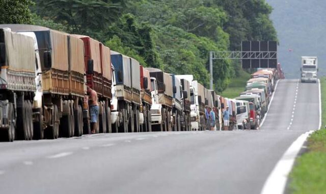 ANTT reajusta tabela do frete mínimo com diesel a R$ 7,33