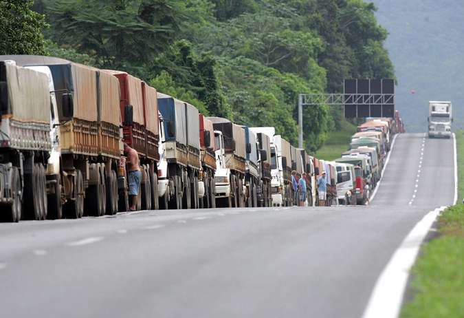 ANTT reajusta tabela do frete mínimo com diesel a R$ 7,33