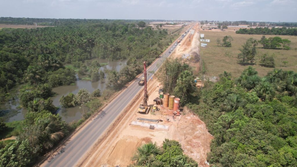 BR-163 em Sinop terá Pare e Siga para içamento de vigas
