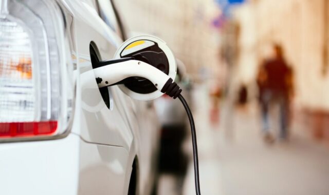 Segurança em carros elétricos: cuidados para motoristas