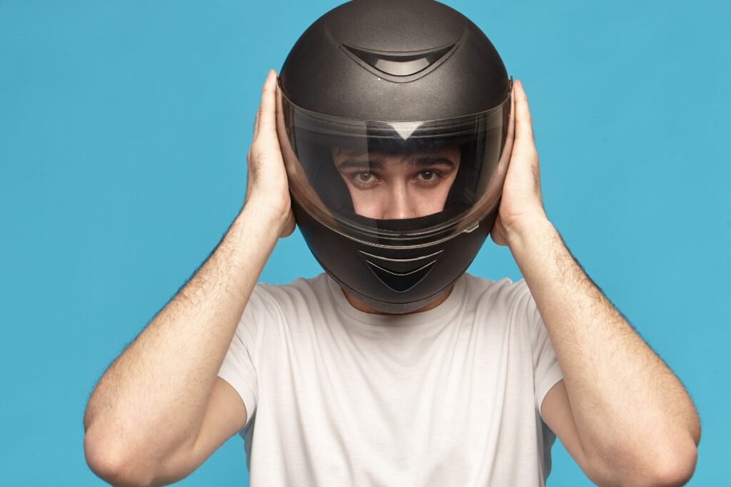 Como evitar bactérias no capacete: guia prático