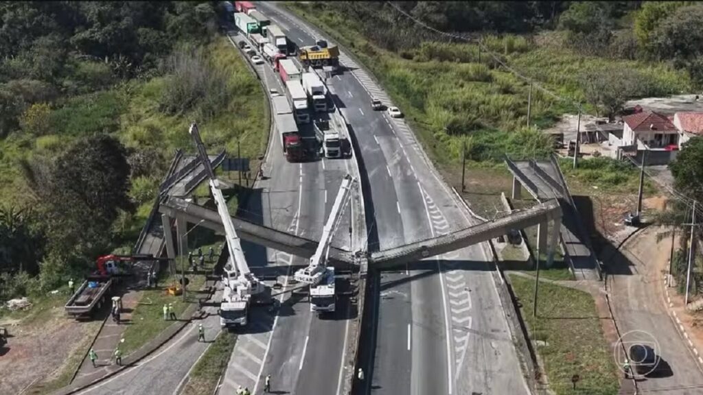 Acidente na Fernão Dias: motorista pode responder por homicídio doloso