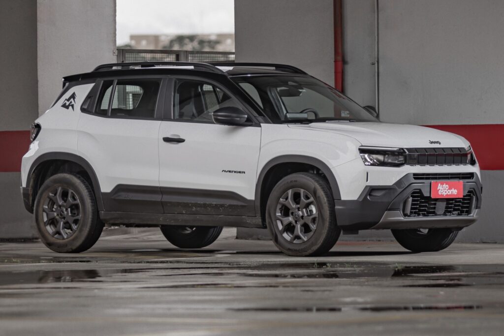 Jeep Avenger Altitude: truques contra Tera e Sonic