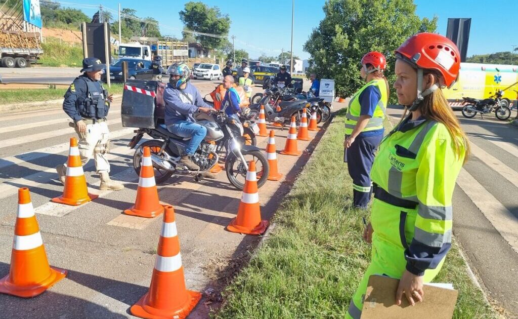 Acidentes de moto em rodovias: jovens lideram fatalidades