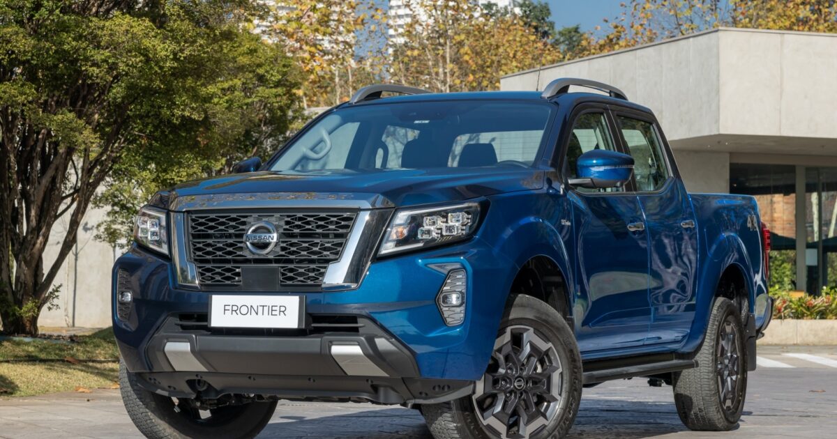 Nissan Frontier usada: 4 versões a partir de R$ 95 mil