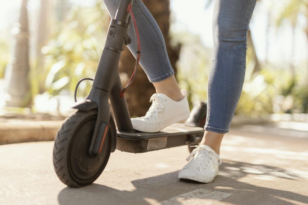 Regras e dados da legislação de patinetes elétricos no Paraná