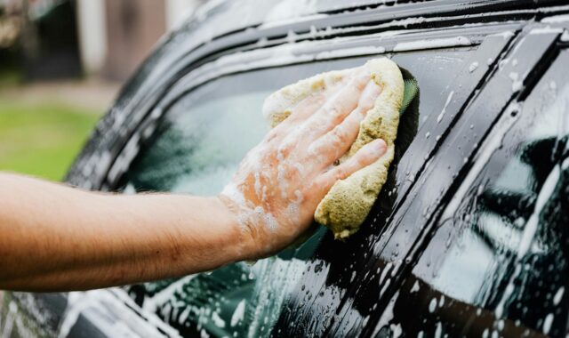 4 detergentes automotivos para sujeiras difíceis