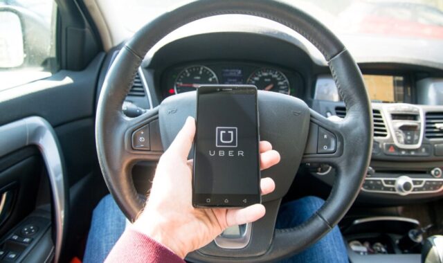 MPT pede suspensão de programa Uber motoristas