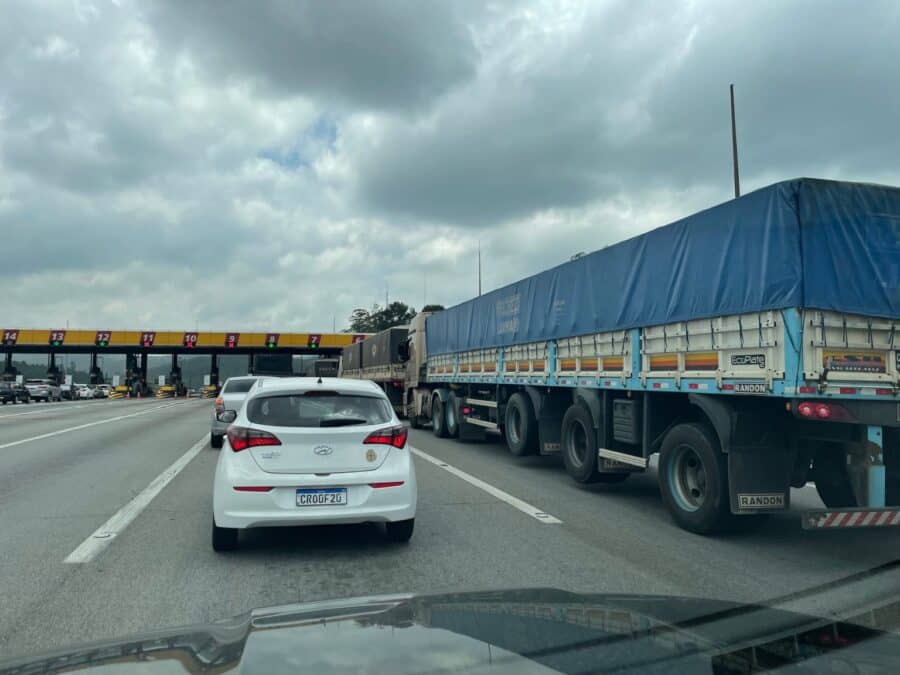 Pedágio de caminhões pode subir com nova regra federal