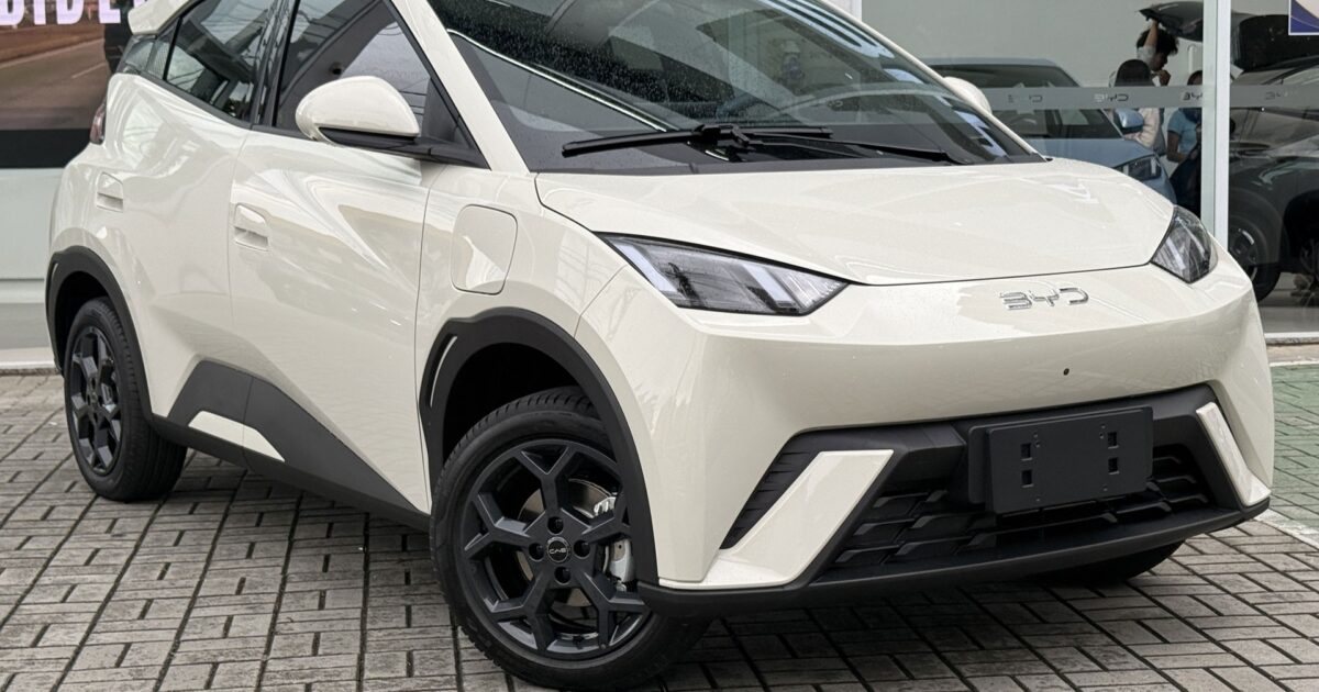 BYD Dolphin Mini 2027 chega às lojas com novidades