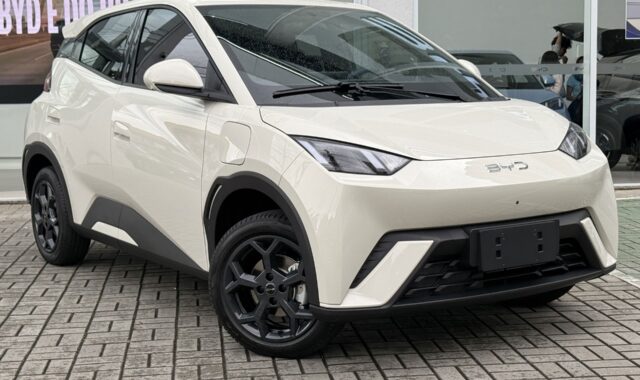 BYD Dolphin Mini 2027 chega às lojas com novidades